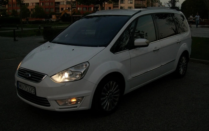 Ford Galaxy cena 26500 przebieg: 298000, rok produkcji 2010 z Warszawa małe 121